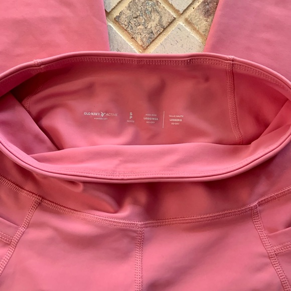 High-Waisted PowerSoft 7/8-Length Side-Pocket Leggings For Women - Picture 2 of 4